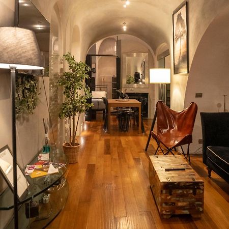 Domus Ciancaleoni - Colosseum - Rione Monti Рим Екстериор снимка