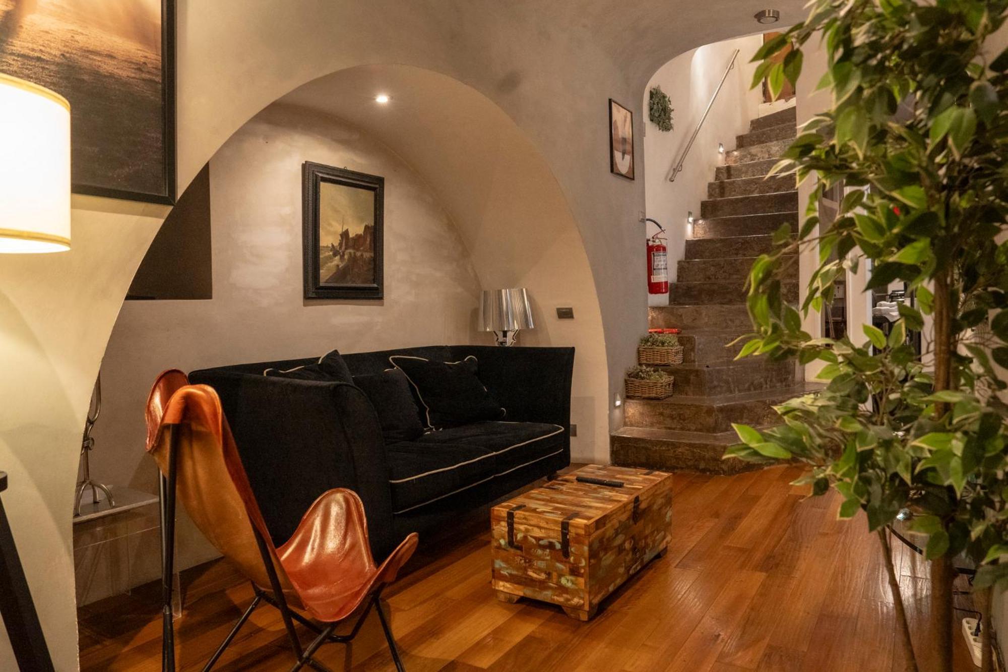 Domus Ciancaleoni - Colosseum - Rione Monti Рим Екстериор снимка